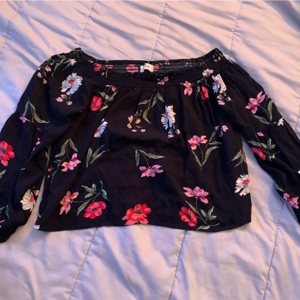 Hollister blouse